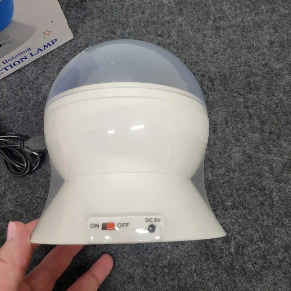 New Dream Rotating Project Lamp Cosmos Stars Color Changing Night Light Kid Room - Picture 6 of 7